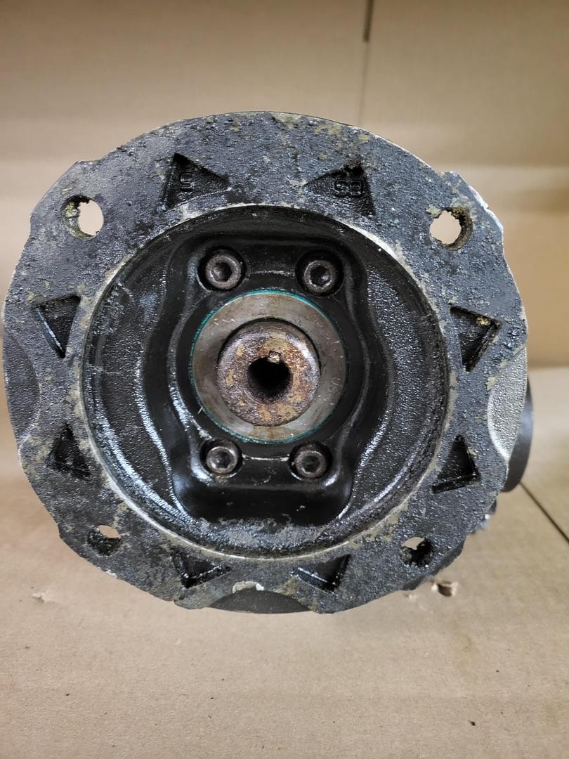 TIGEAR-2 Right Angle Worm Gear Reducer 20QZ50R56 Ratio 50:1