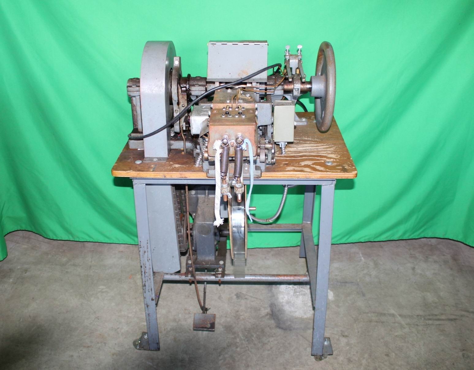 SHOELACE BUSINESS FOR SALE, DUCLOS TIPPING MACHINE, BTC-1-M, PLUS ALL INVENTORY