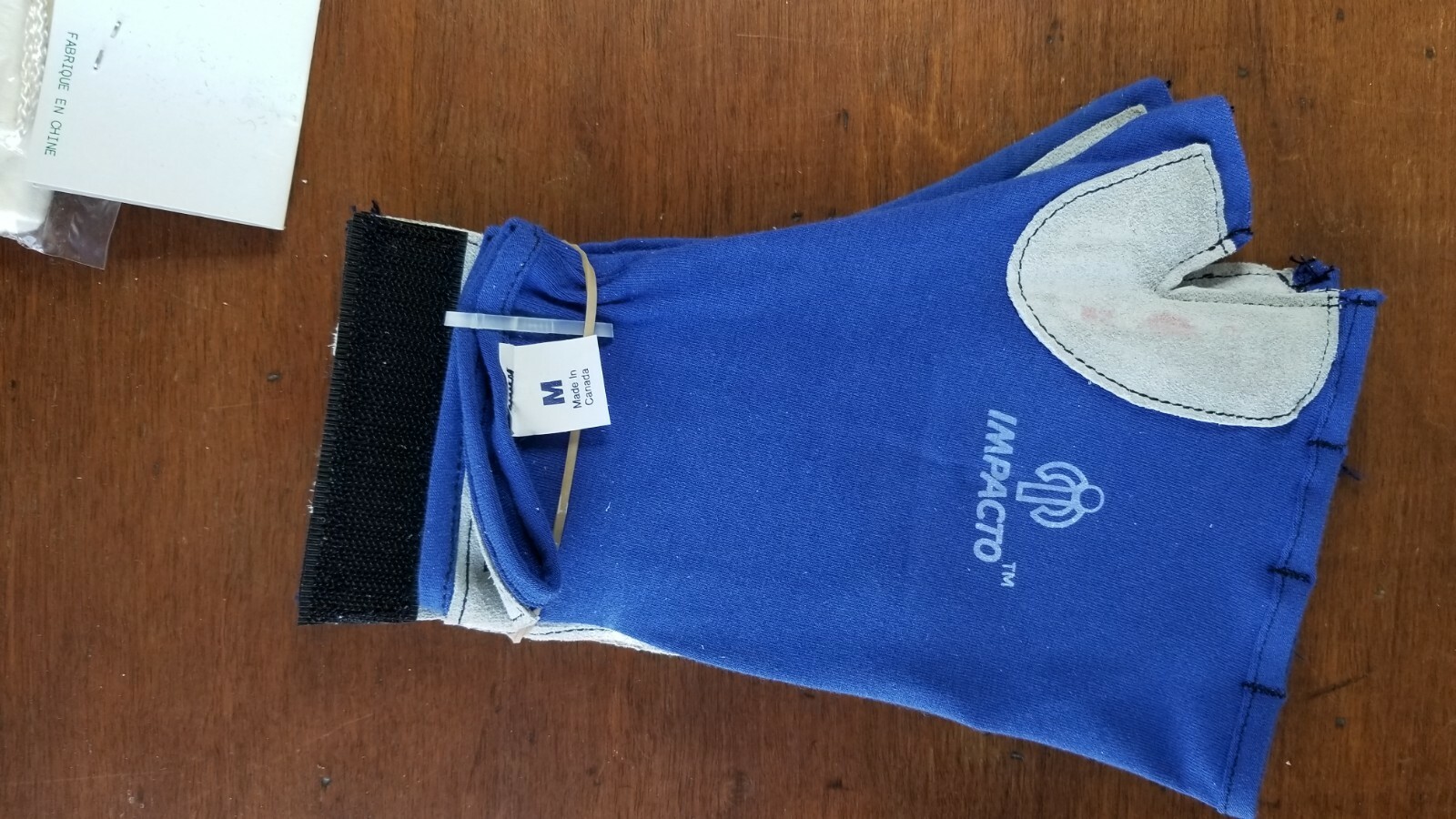 Impacto Blue Anti-Vibration Gloves Medium