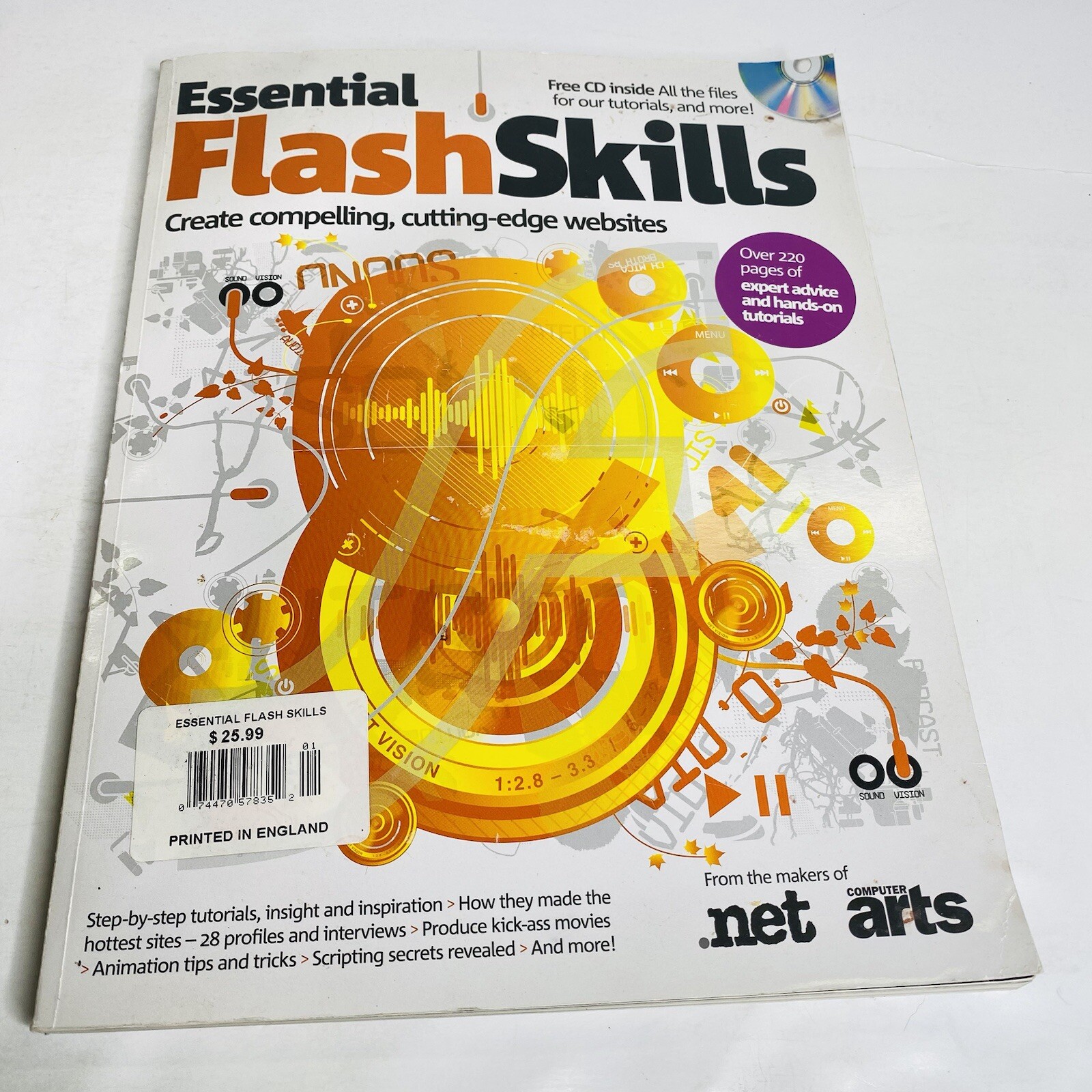 Essential FLASH skills Create Websites Movies Animation MP3 Graphics W/cd PC Tec