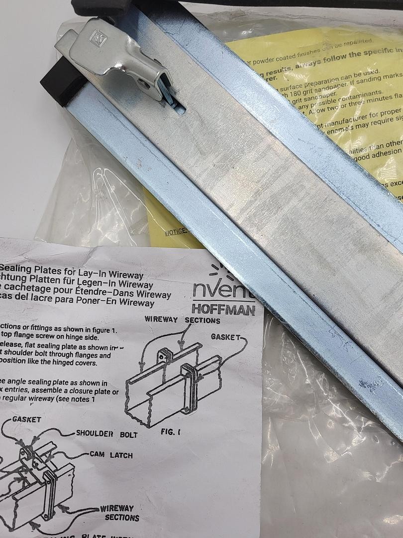 NVENT Hoffman F126LSGQR Quick-Release Flat Sealing Plate *NEW* IN BAG*