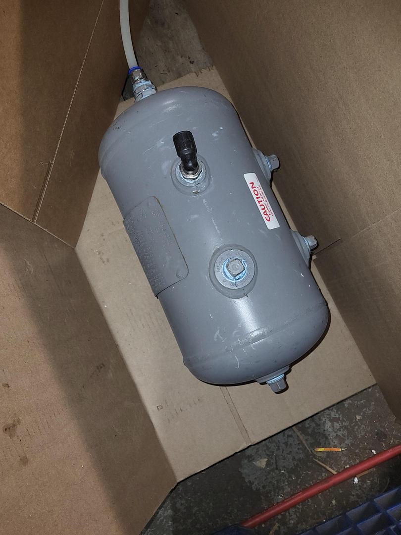 Manchester Tank cat# 304982 MAWP 200 PSI 3 GAL