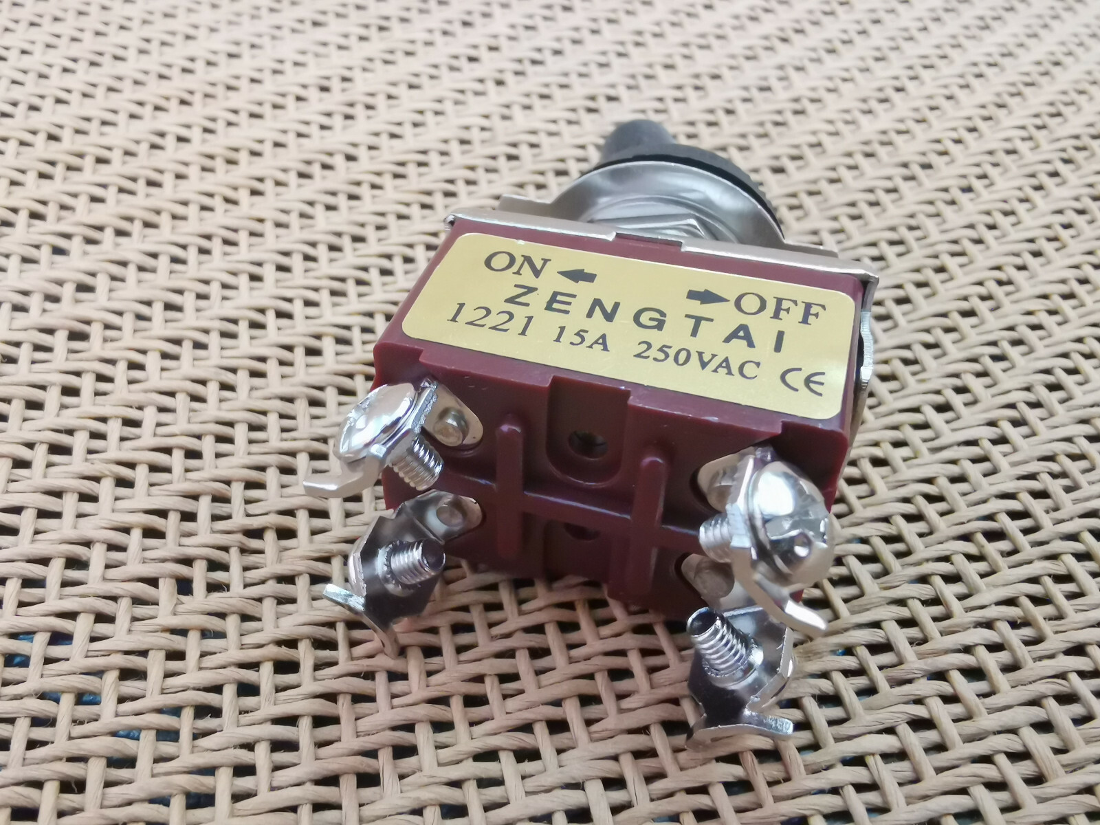 10pc Toggle Switch Heavy Duty 20A/125V DPST On-Off w/Waterproof Boot